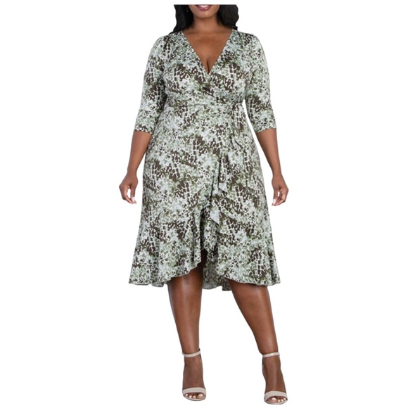 Kiyonna Dresses & Skirts - Kiyonna Midi Whimsey Wrap Dress 0X in Green Medley